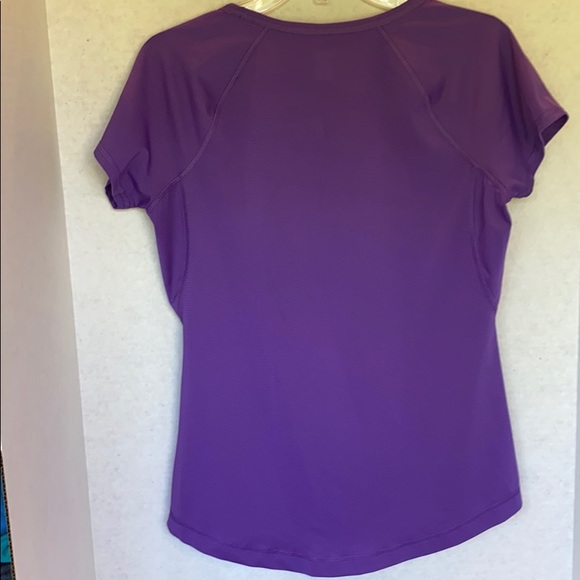 ❤️Z BY ZELLA 🟣 CREW NECK SHORT SLEEVE SHIRT SZ M - Picture 5 of 7